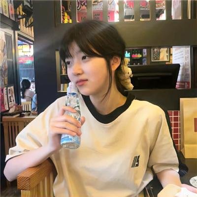 美女与液体人